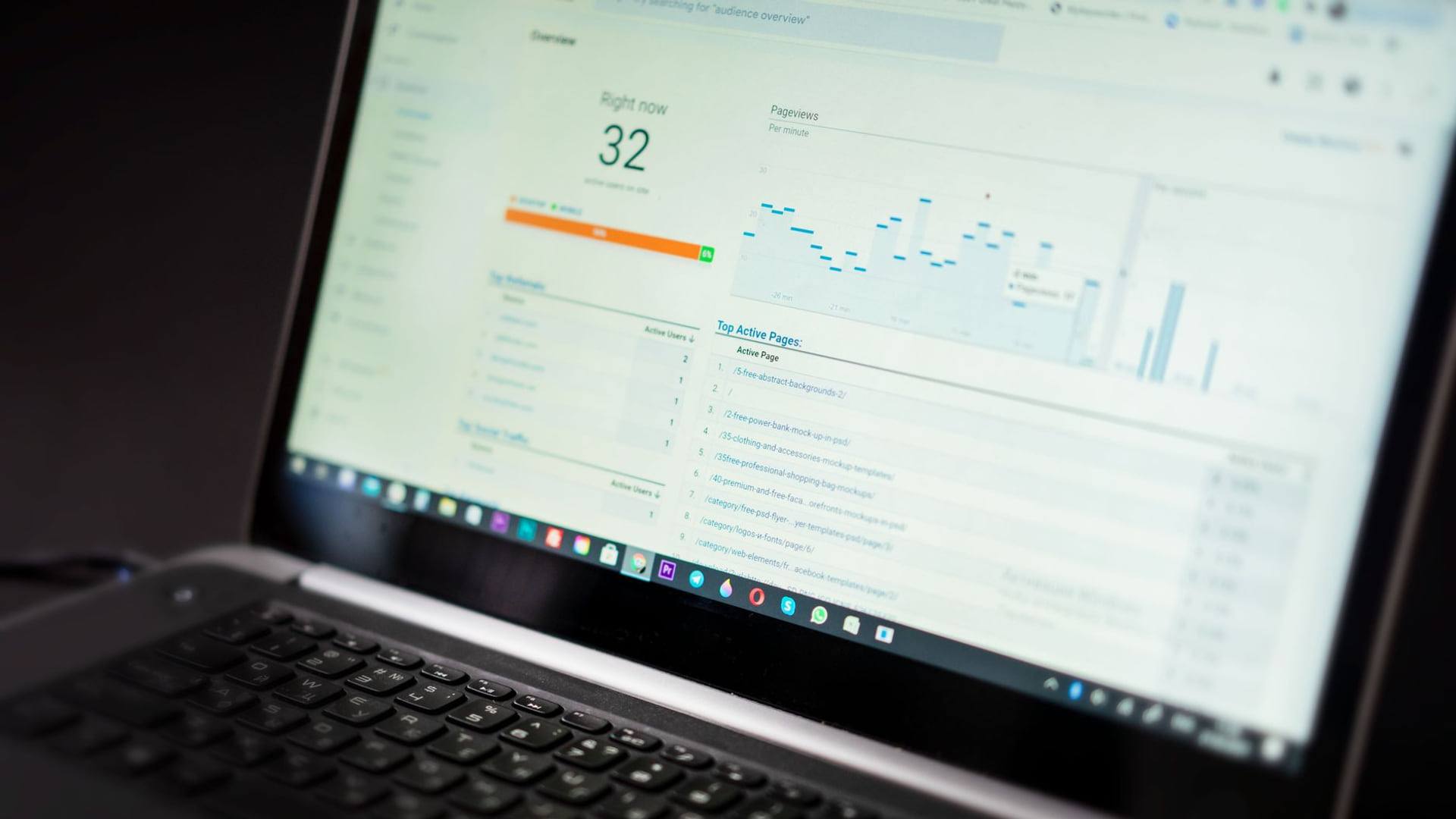 Un écran d'ordinateur affichant la page officielle d'information juridique d'un site gouvernemental sur la protection des consommateurs